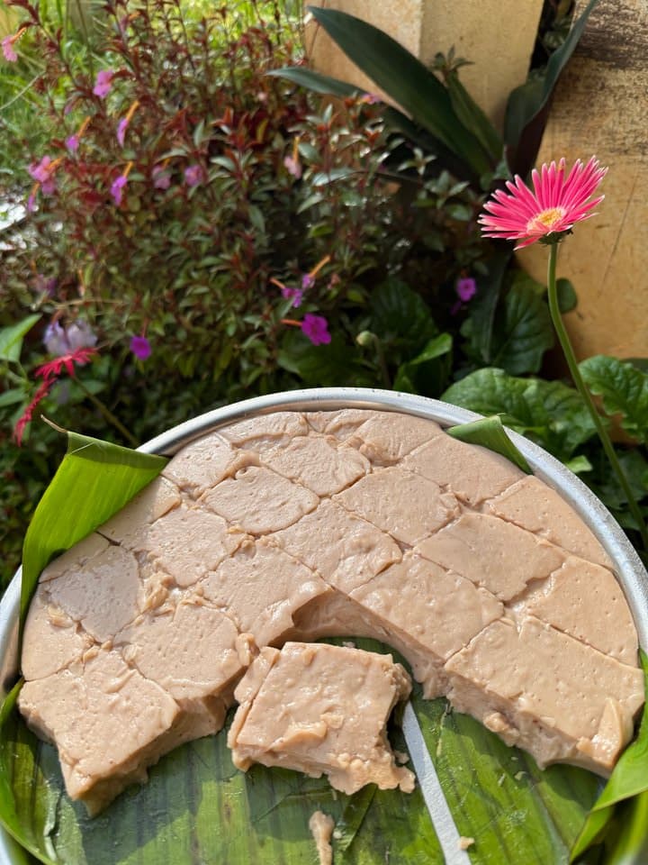 Ragi Halbai / Manni